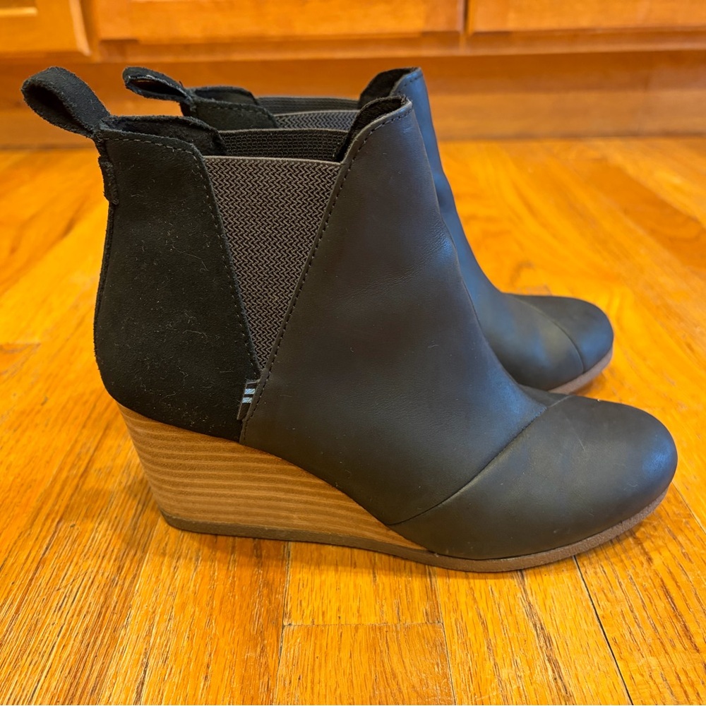 Toms Black Wedge Kelsey Booties